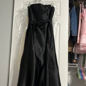 Strapless Formal dress